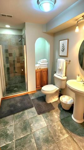 829 Clover Ridge Lane, Itasca, IL 60143