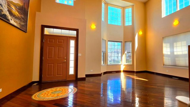 829 Clover Ridge Lane, Itasca, IL 60143