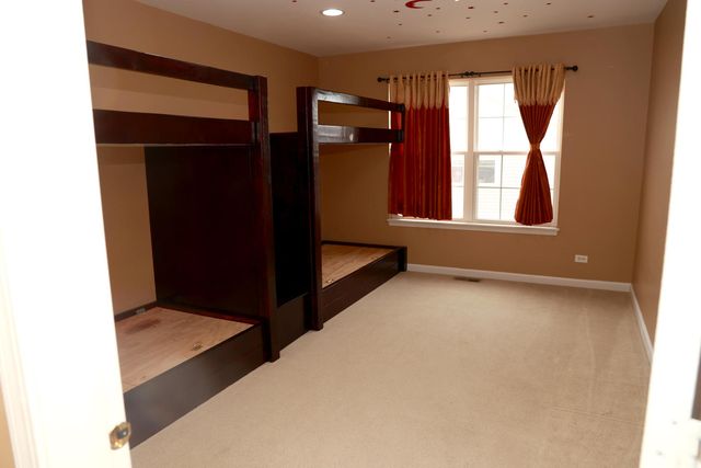 829 Clover Ridge Lane, Itasca, IL 60143