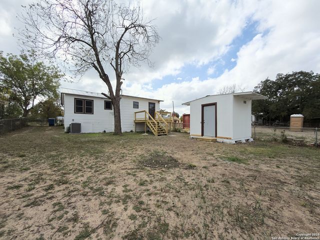 2307 Hicks, San Antonio, TX 78210