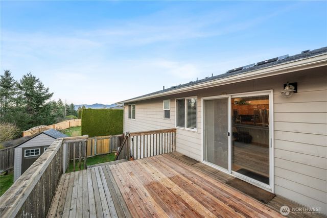 19618 Knoll Drive, Arlington, WA 98223