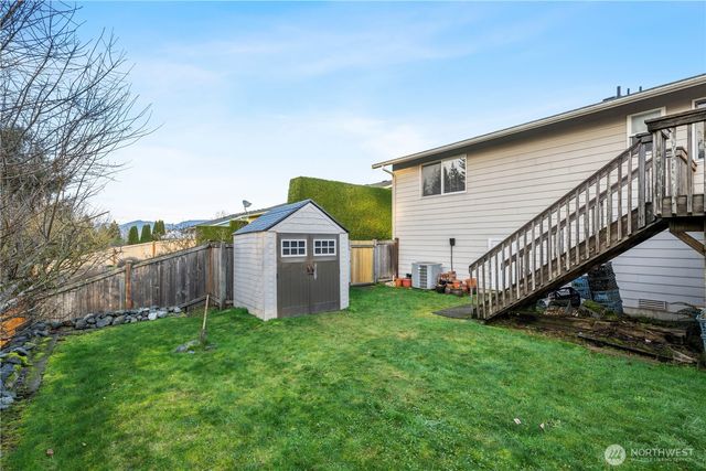 19618 Knoll Drive, Arlington, WA 98223
