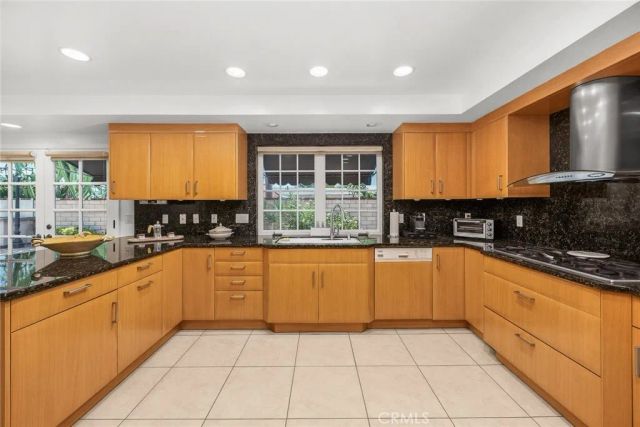 9450 Broadway, Temple City, CA 91780