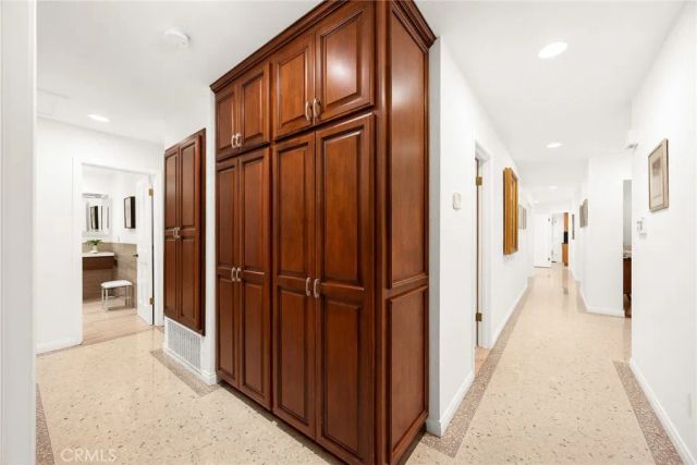 9450 Broadway, Temple City, CA 91780