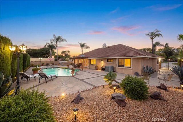 9450 Broadway, Temple City, CA 91780