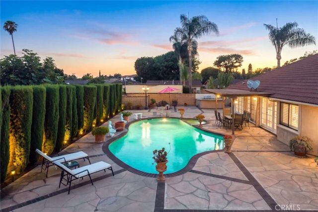 9450 Broadway, Temple City, CA 91780