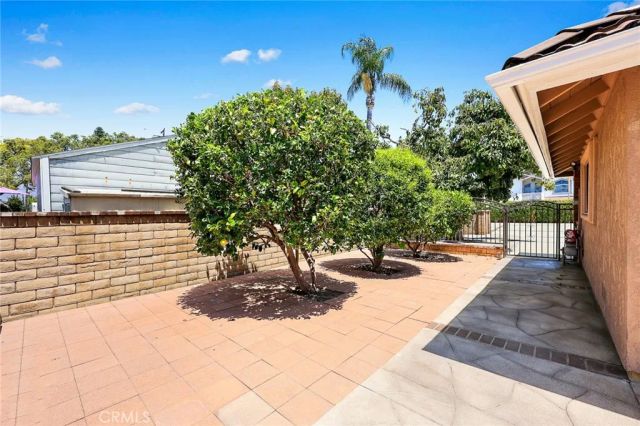 9450 Broadway, Temple City, CA 91780