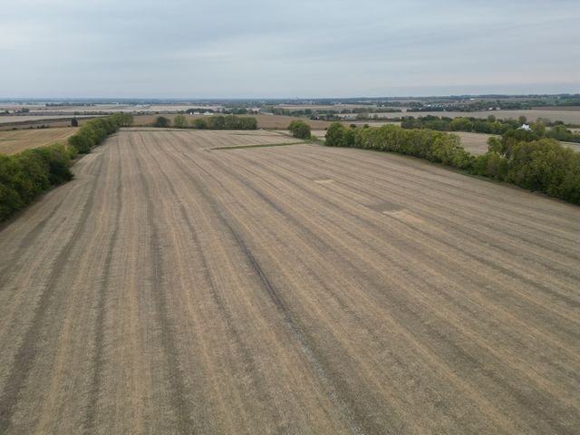 000 County Line Road, Newark, IL 60551