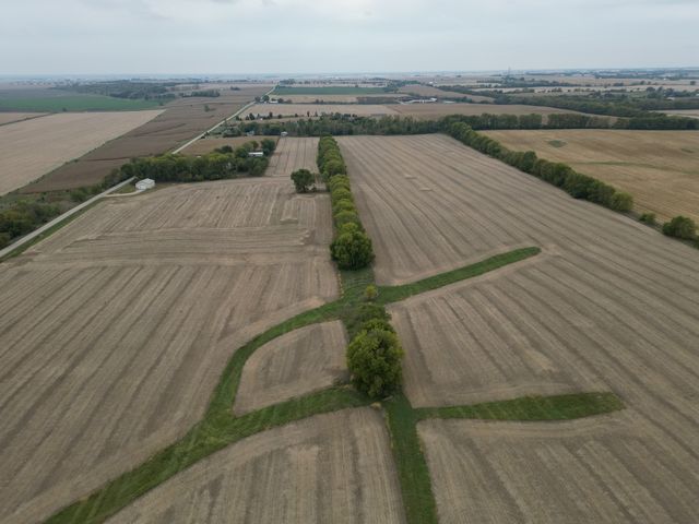 000 County Line Road, Newark, IL 60551