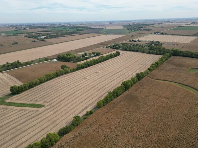 000 County Line Road, Newark, IL 60551