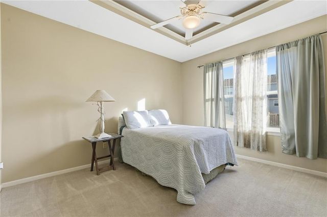 1305 159th Street, Basehor, KS 66007