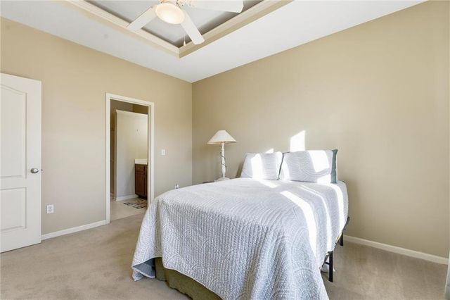 1305 159th Street, Basehor, KS 66007