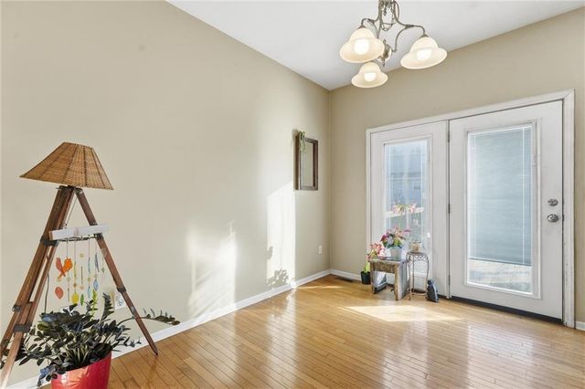 1305 159th Street, Basehor, KS 66007