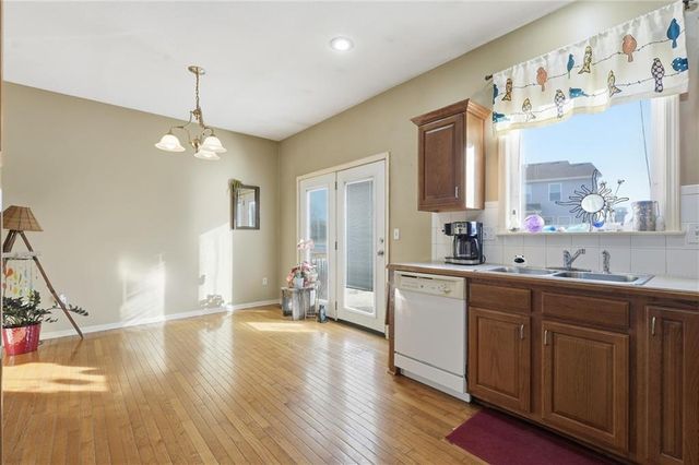 1305 159th Street, Basehor, KS 66007