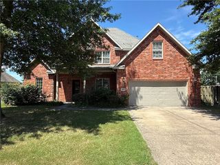 609 N Tournament Drive, Fayetteville, AR 72704