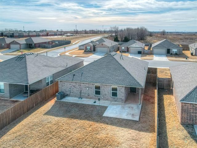 11605 NW 95th Street, Yukon, OK 73099