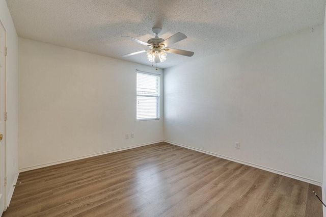 638 Silvertop Road, Arlington, TX 76002