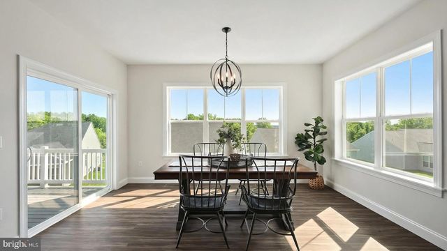 604 LILLIANA DR, Lebanon, PA 17046