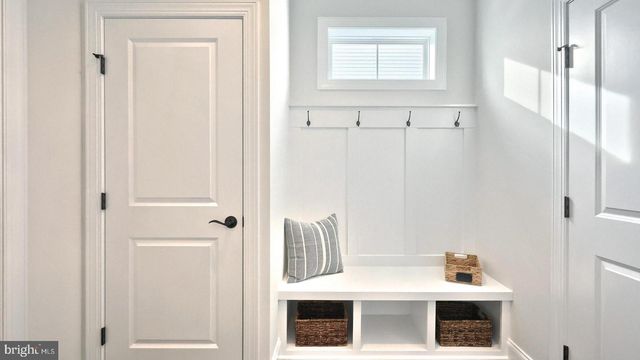 604 LILLIANA DR, Lebanon, PA 17046