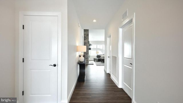 604 LILLIANA DR, Lebanon, PA 17046