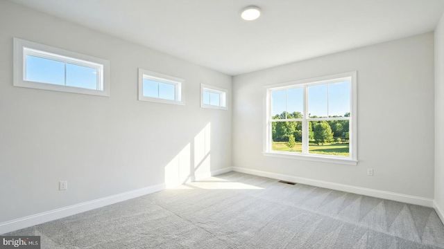 604 LILLIANA DR, Lebanon, PA 17046