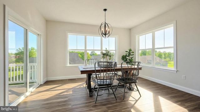 604 LILLIANA DR, Lebanon, PA 17046