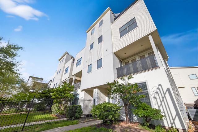 2318 Emancipation Avenue, Houston, TX 77004