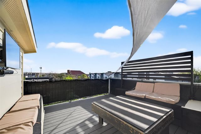 2318 Emancipation Avenue, Houston, TX 77004