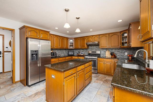 9108 Cambridge Drive, Saline, MI 48176