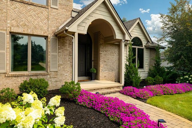 9108 Cambridge Drive, Saline, MI 48176