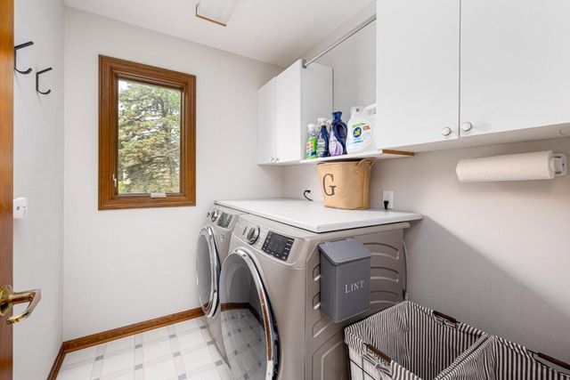 9108 Cambridge Drive, Saline, MI 48176
