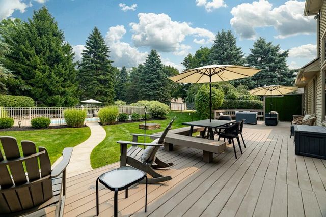 9108 Cambridge Drive, Saline, MI 48176