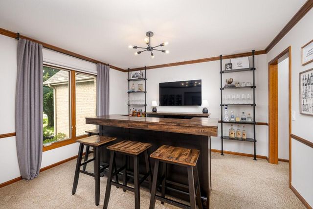 9108 Cambridge Drive, Saline, MI 48176