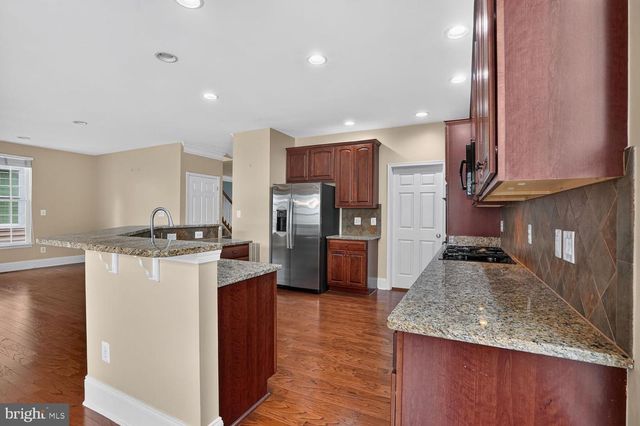 42538 NEIGHBORLY LN, Chantilly, VA 20152