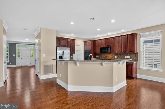 42538 NEIGHBORLY LN, Chantilly, VA 20152