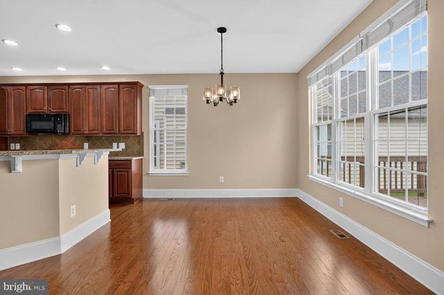 42538 NEIGHBORLY LN, Chantilly, VA 20152