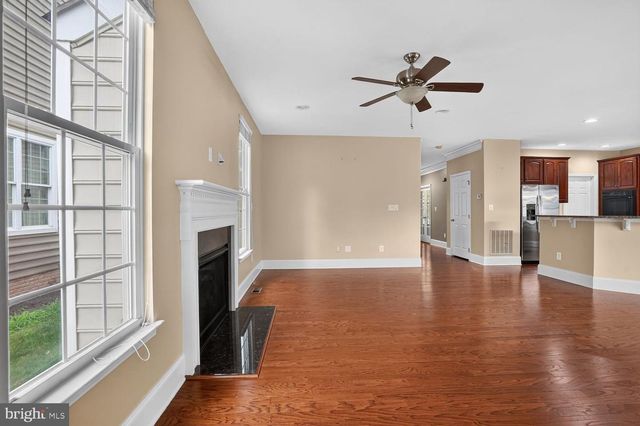42538 NEIGHBORLY LN, Chantilly, VA 20152