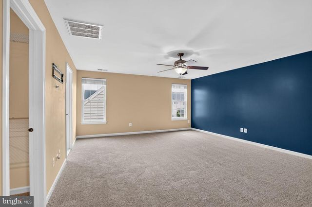 42538 NEIGHBORLY LN, Chantilly, VA 20152
