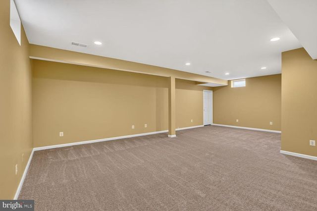 42538 NEIGHBORLY LN, Chantilly, VA 20152
