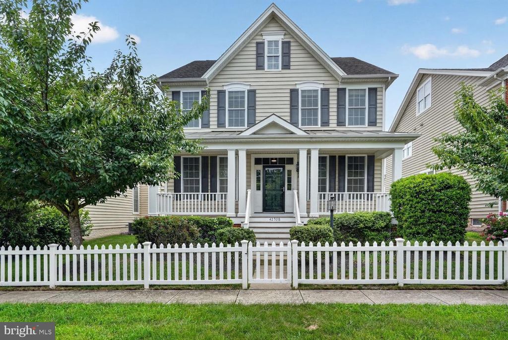 42538 NEIGHBORLY LN, Chantilly, VA 20152