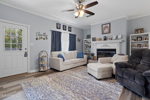 16081 Bill Bond Road, Saucier, MS 39574