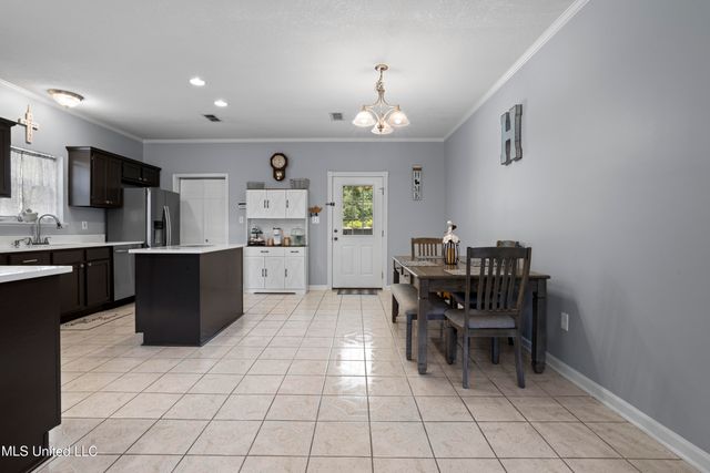 16081 Bill Bond Road, Saucier, MS 39574