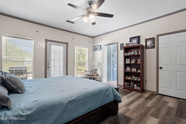 16081 Bill Bond Road, Saucier, MS 39574