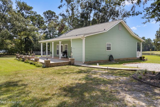 16081 Bill Bond Road, Saucier, MS 39574