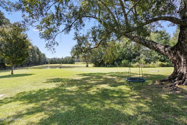 16081 Bill Bond Road, Saucier, MS 39574