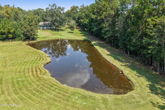 16081 Bill Bond Road, Saucier, MS 39574