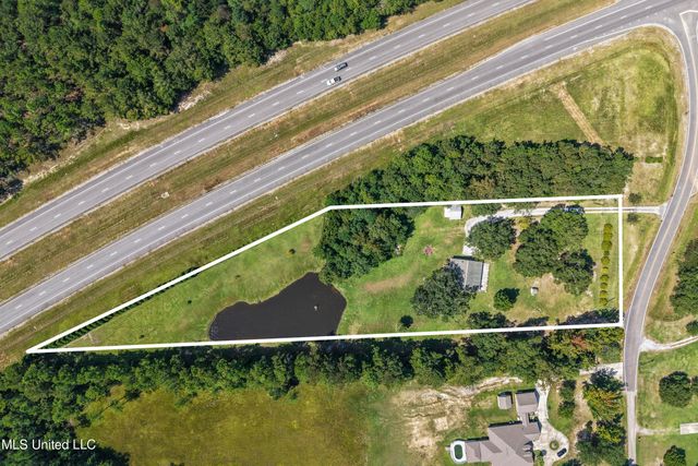 16081 Bill Bond Road, Saucier, MS 39574