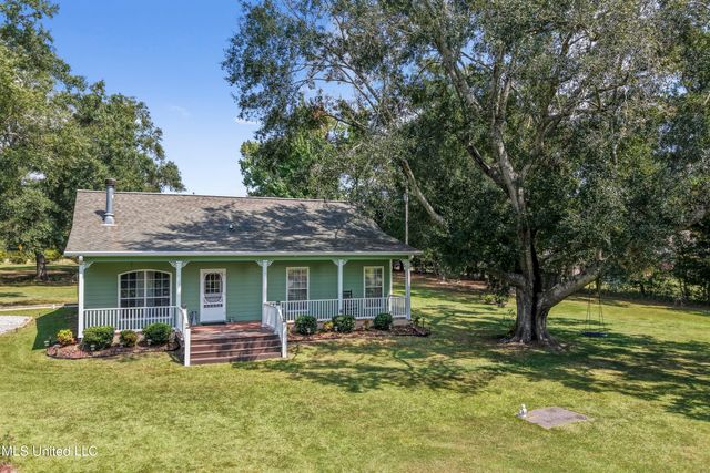 16081 Bill Bond Road, Saucier, MS 39574