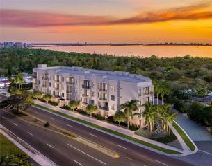 4950 REMINGTON DRIVE 106, Sarasota, FL 34234