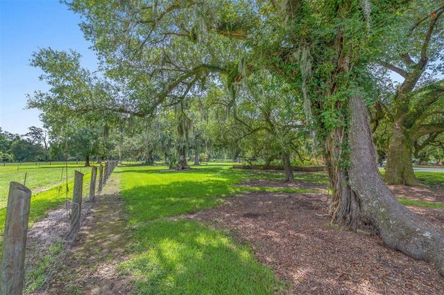 4490 Choupique Road, Sulphur, LA 70665